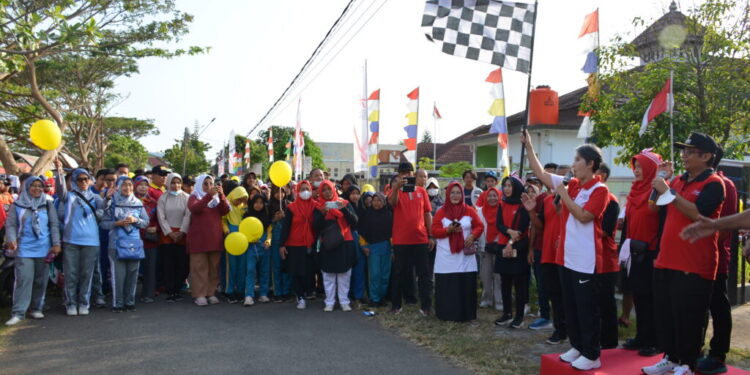 Klaim Bupati Cilacap: Program ‘Kancing Merah’ Mampu Turunkan Prevalensi Stunting 40%