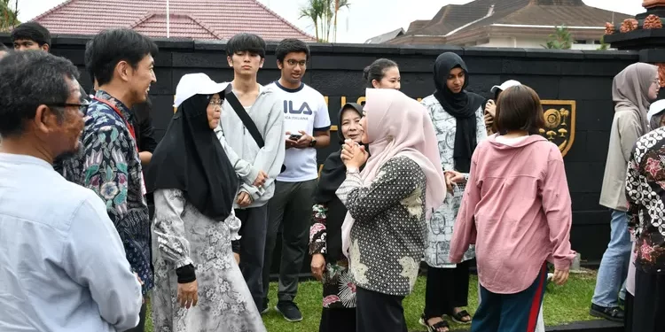 Mahasiswa Jepang Bertemu Bupati Purbalingga, Diharapkan Terjadi Transfer Pengetahuan