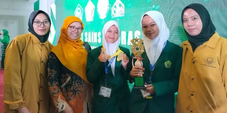 ‘My Dictar’, aplikasi buatan santriwati Purbalingga raih juara nasional